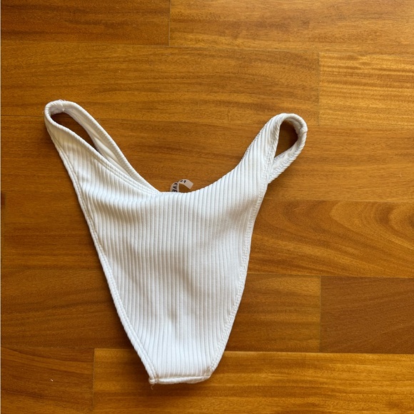 White Ribbed Bikini Bottom - Picture 2 of 5